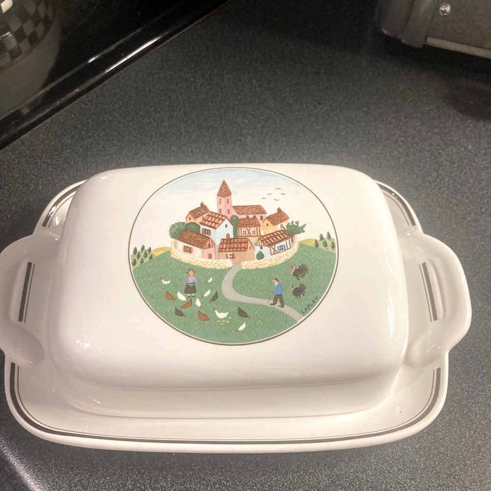 Villeroy @ Boch butter dish.